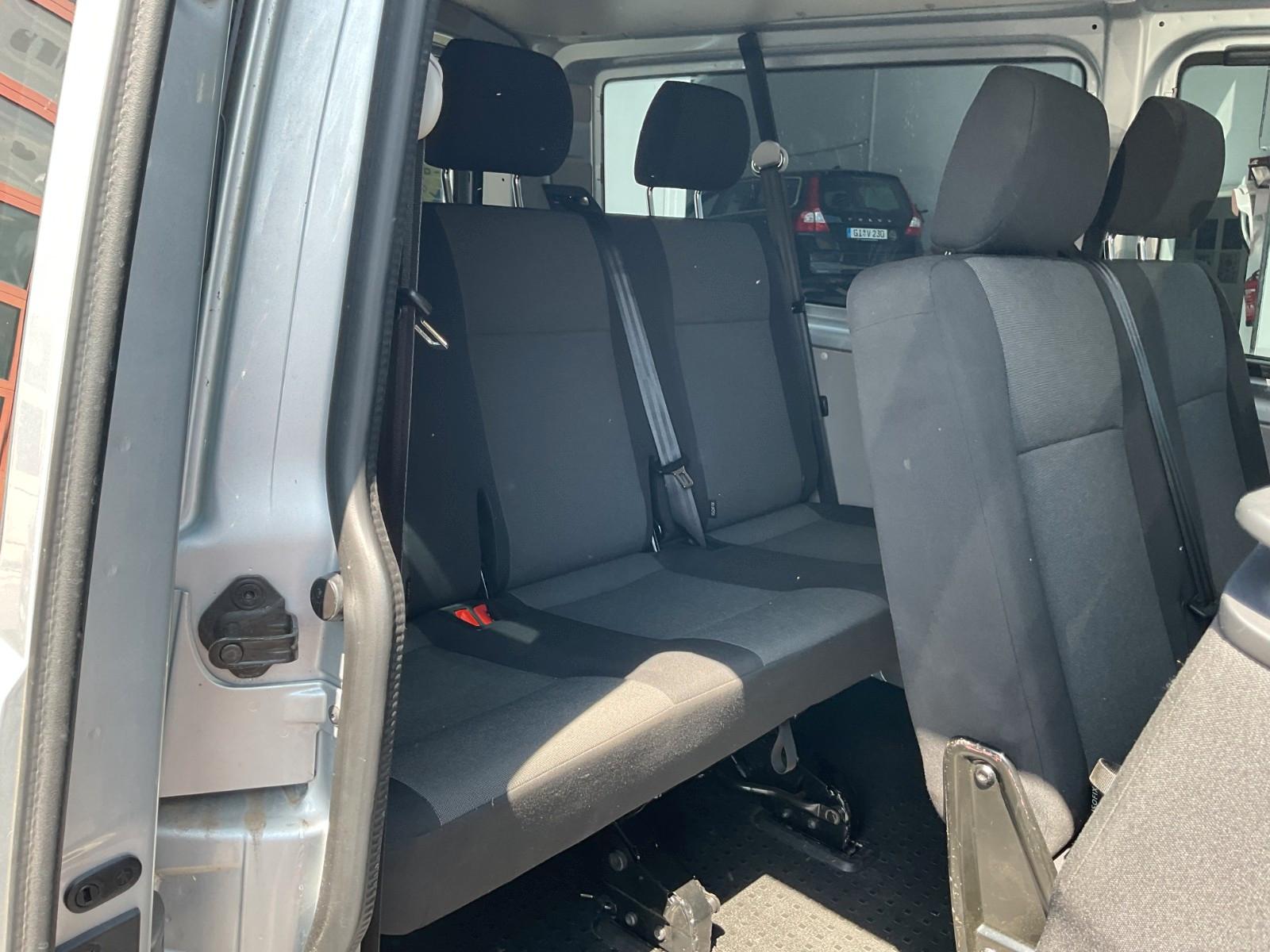 Volkswagen T6 Transporter 2.0 TDI 150 PS DSG Lang 9 Sitzer