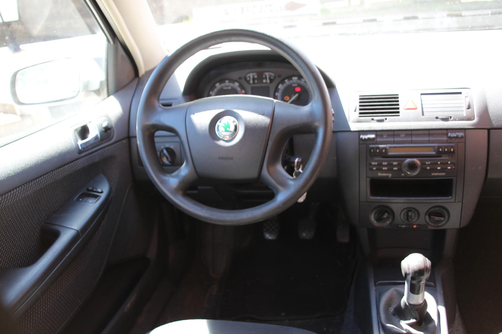 Skoda Fabia 2006 — photo 9