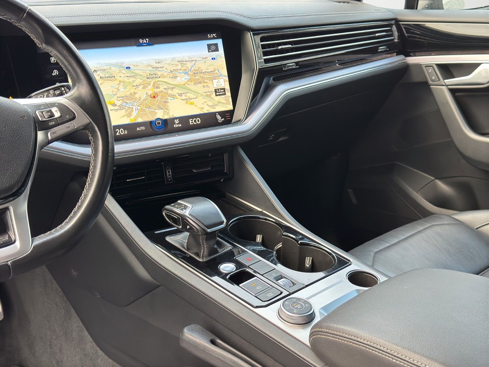 Fahrzeugabbildung Volkswagen TOUAREG 3.0 TDI 2xR-LINE HUD KAM TOTW ACTIV