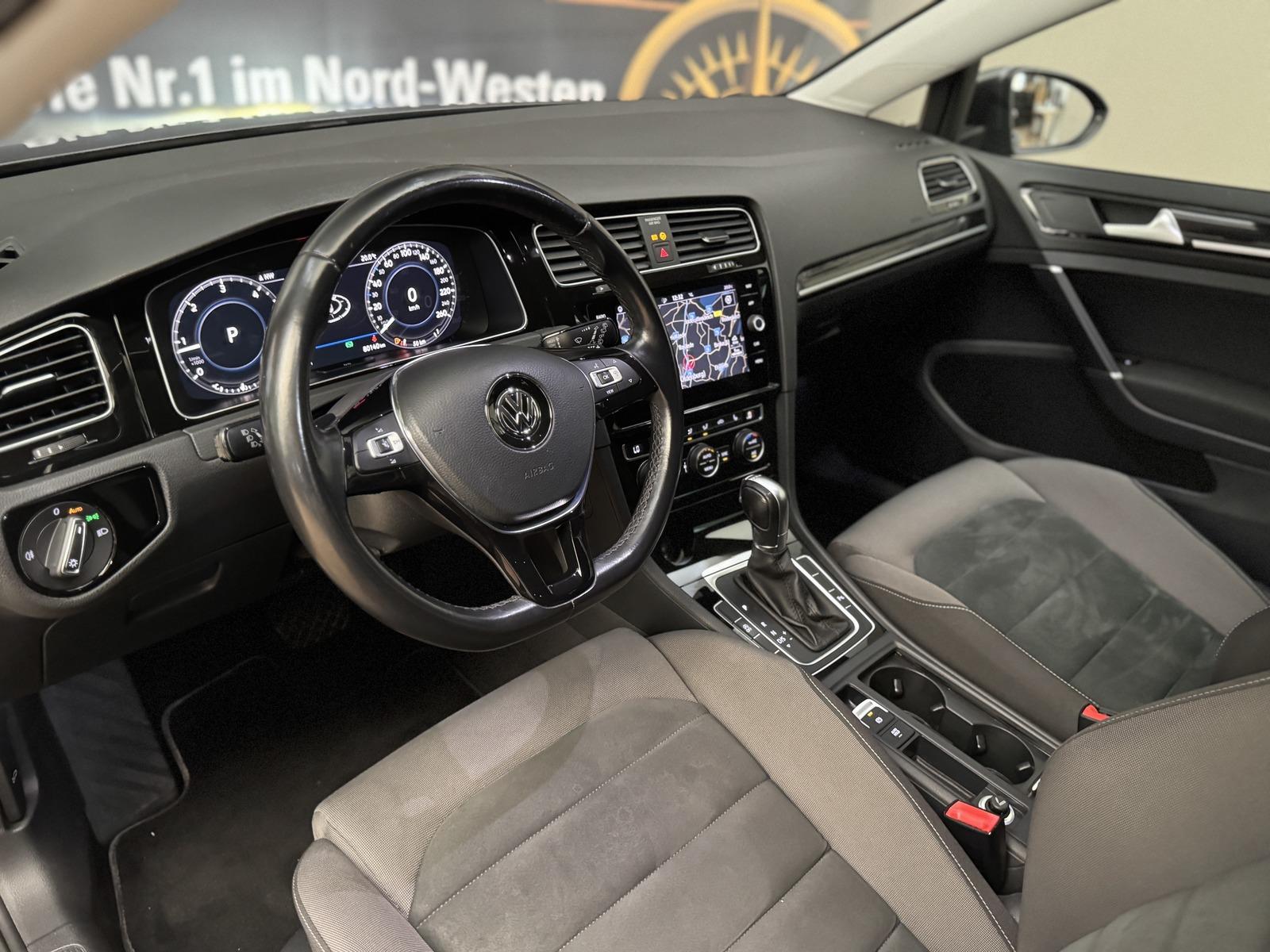 Volkswagen Golf Limo 2.0 TDI DSG R-Line Dig.Cockpit*Navi*