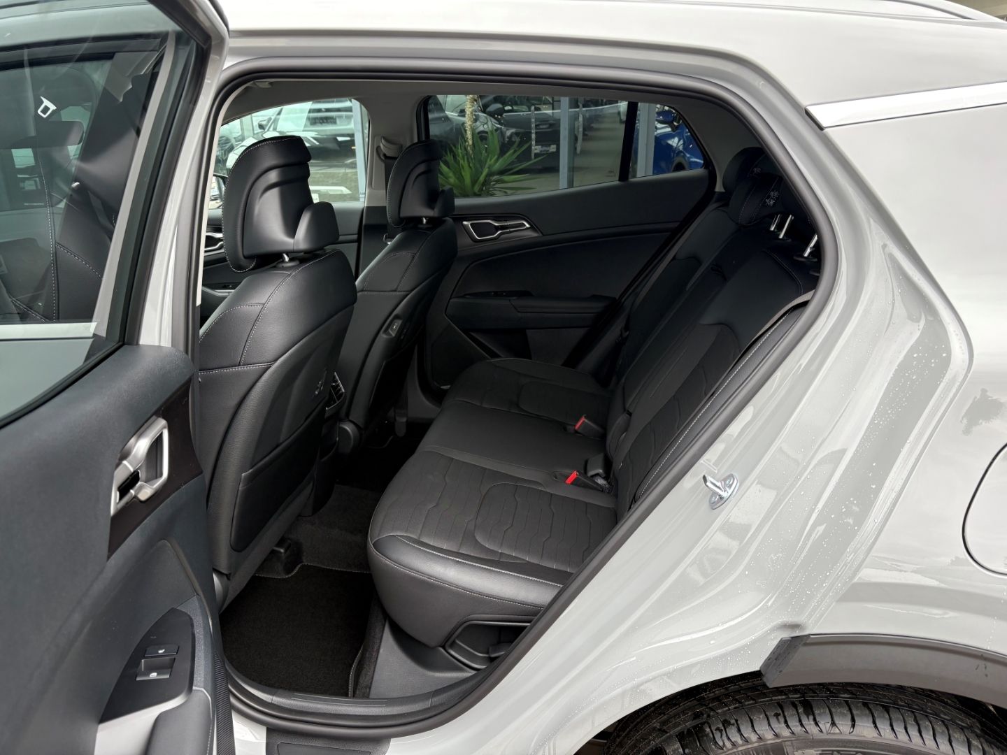 Fahrzeugabbildung Kia Sportage Vision 1.6 T-GDI EU6e P1 NotbremsAss