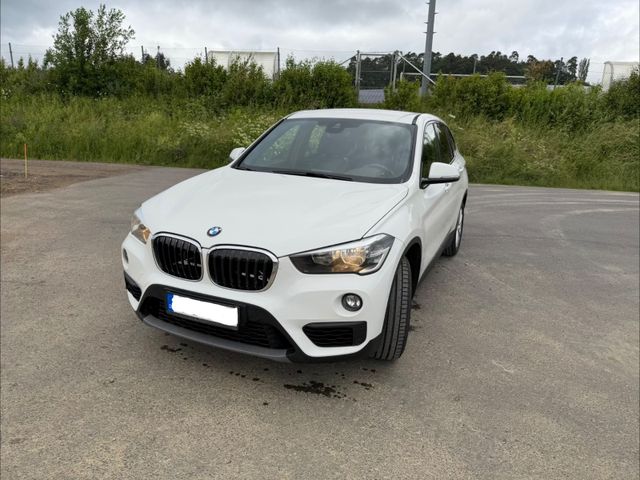 BMW X1 xDrive25i Advantage Steptronic