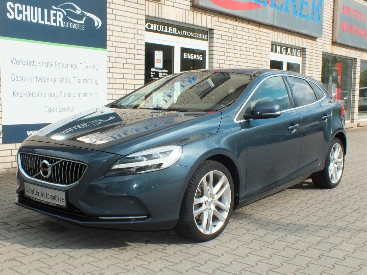 Volvo V40 T3 Inscription LEDER/KAMERA/PANORAMA/LED