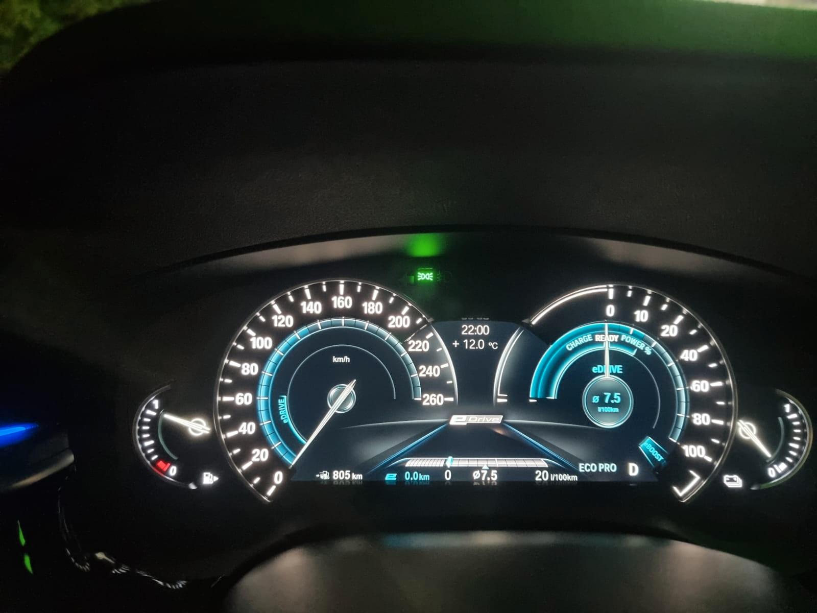 BMW 530e i Performance M Paket +8 Fach bereift+