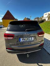 Kia Sorento 2.2 CRDi AWD MASTERPIECE Automatik M... - graue Kia Sorento