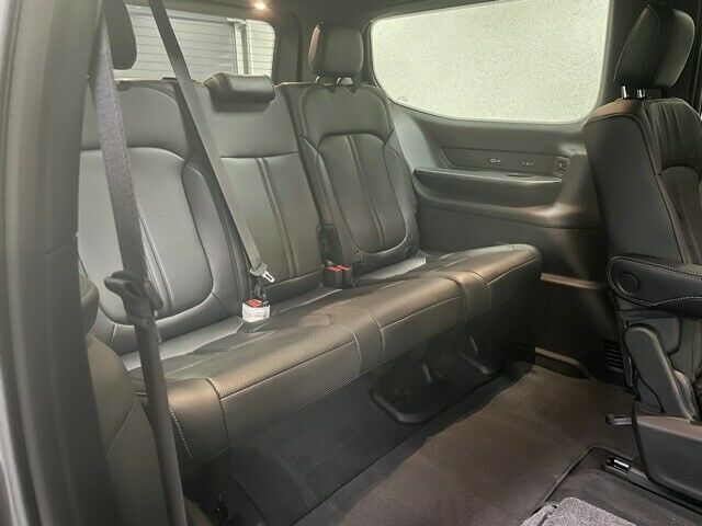 Fahrzeugabbildung Jeep WAGONEER SERIES III 5.7L-V8 ETORQUE-LUFTFEDERUNG