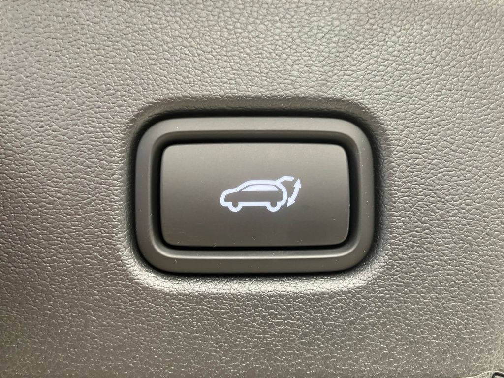 Fahrzeugabbildung Hyundai TUCSON HEV 1.6 T-GDi 4WD 6-AT Prime 360 4xSHZ LM