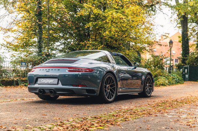 Porsche 911 Targa 4 GTS