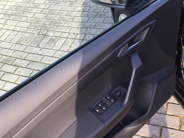 Fahrzeugabbildung SEAT Ibiza TSI Style DSG LED VC ACC RFK SH