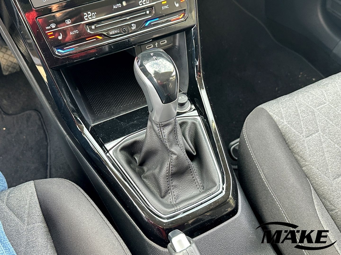 T-Cross Life 1.5 TSI DSG ACC LED AHZV RFK