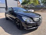 Mercedes-Benz E350 CDI Coupé - Mercedes-Benz E 350 aus 2011: Coupé