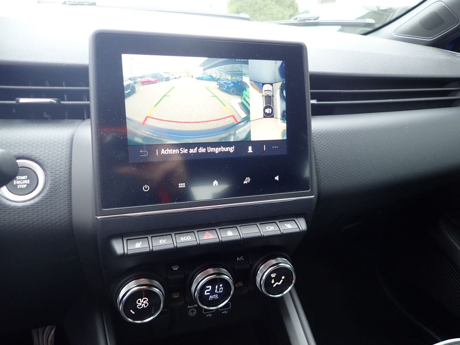 Fahrzeugabbildung Renault Clio Intens E-Tech 140