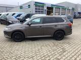 Mitsubishi Outlander 2.4 4WD Plug-In Hybrid AHK Standheizun - Mitsubishi Vorführfahrzeuge