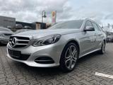 Mercedes-Benz E 220 BlueTec 4Matic Avantgarde - Mercedes-Benz E 220: 4matic