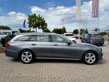 Mercedes E 220 - 10