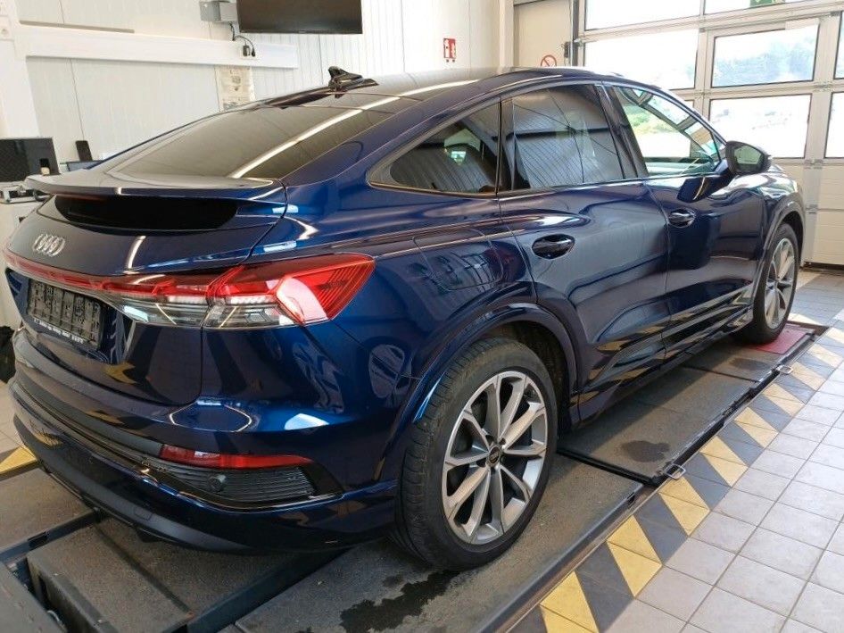 Audi Q4 e-tron Sportback 40 S-Line 20Zoll LEDER AHK foto 4