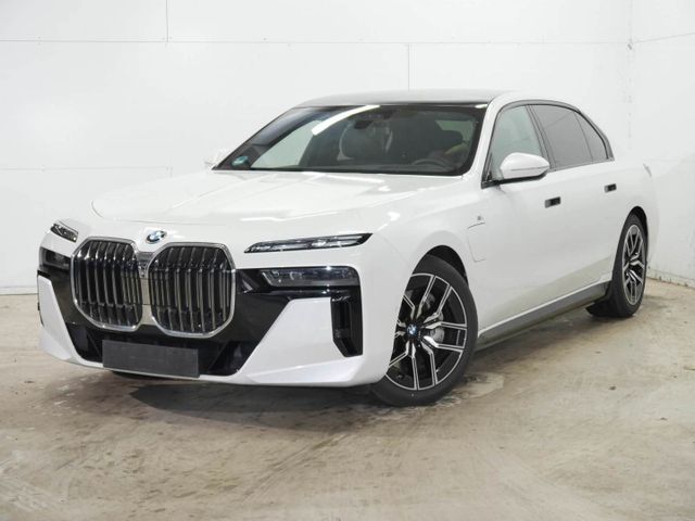 BMW 750e xDrive Kristallscheinwerfer, Massagefunktio