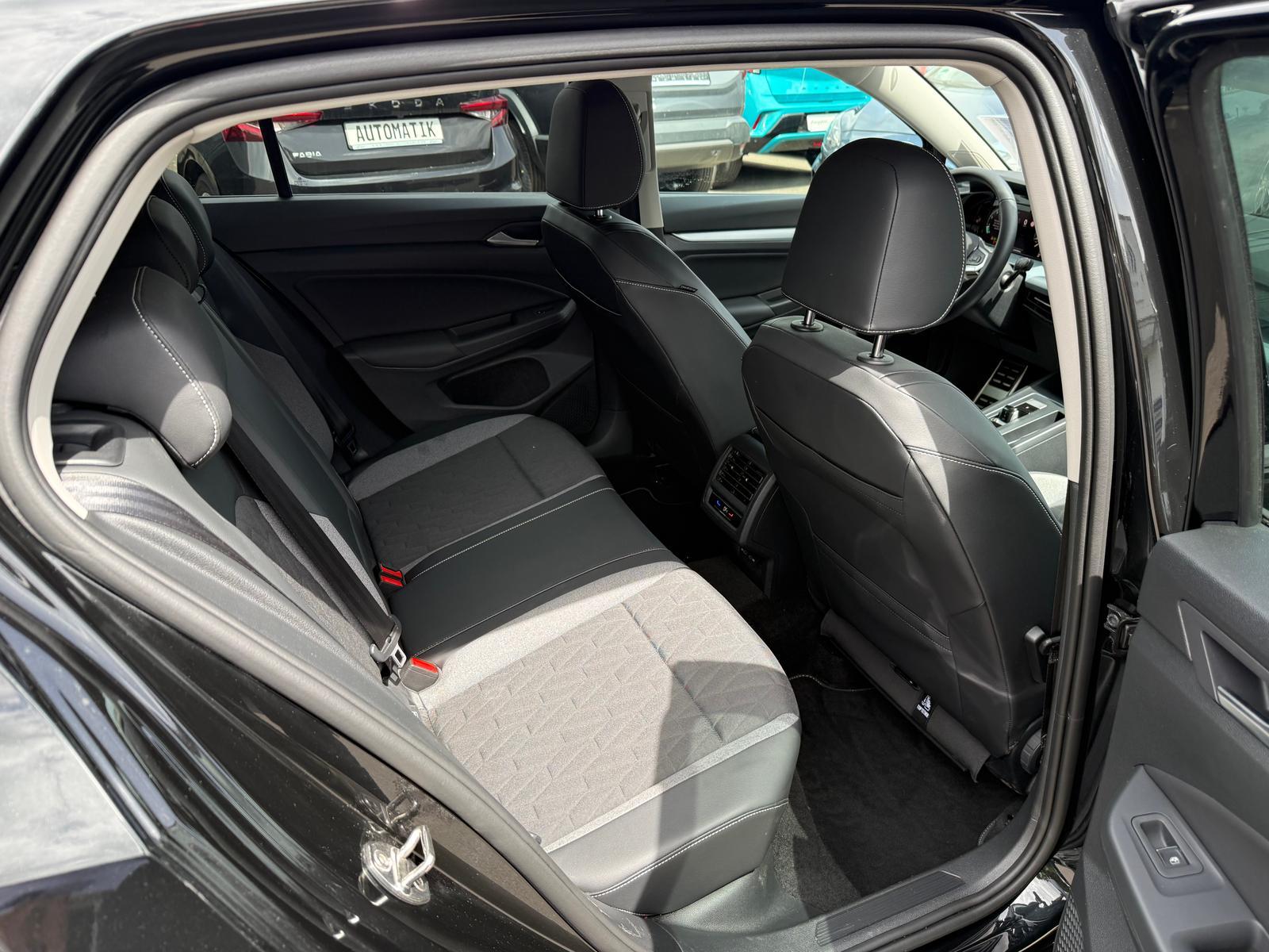 Volkswagen Golf 1.5 eTSI Goal*PDC*ACC*SHA*LED*SHZ*AppCo, миниатюра 10