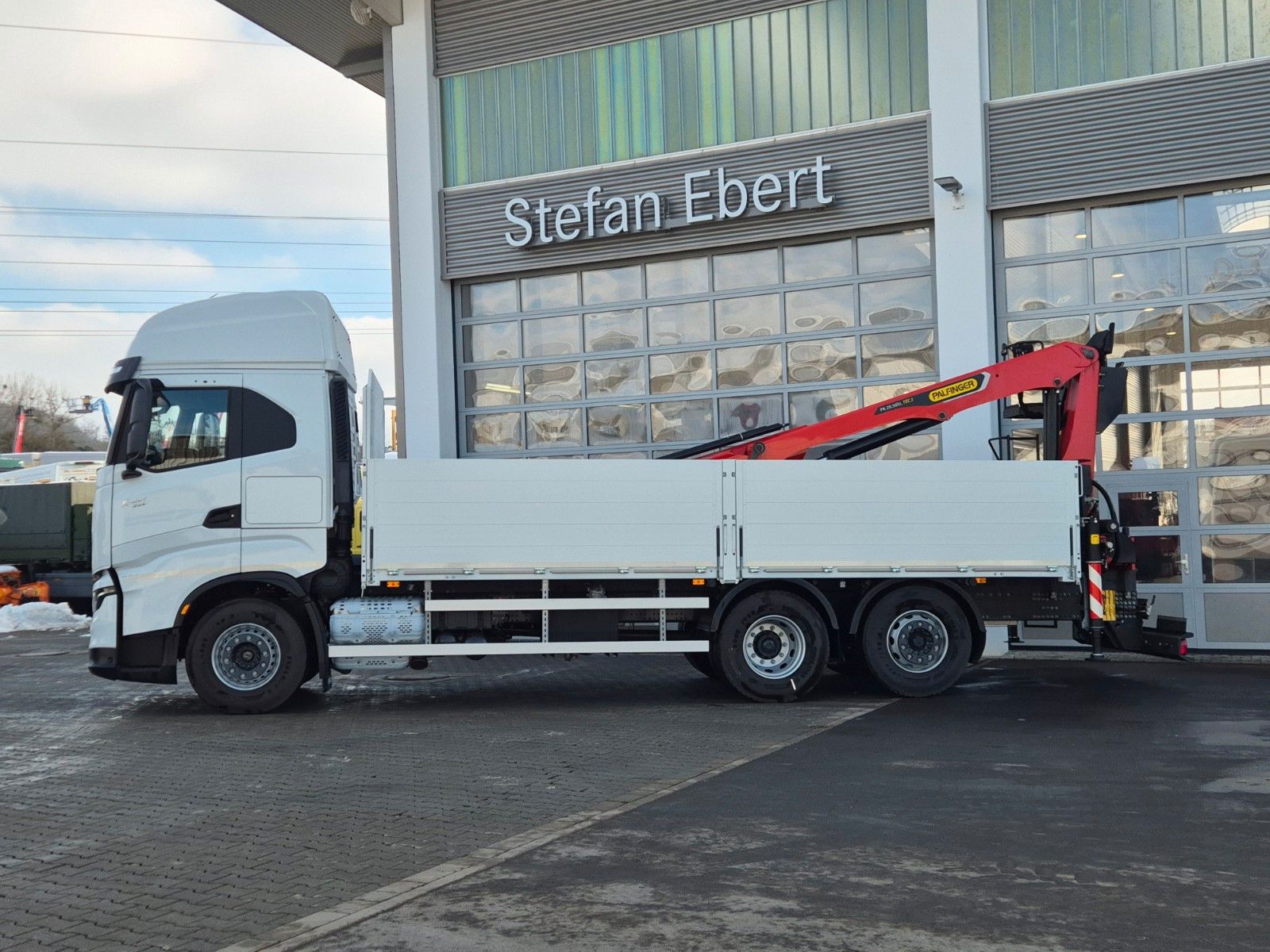 Fahrzeugabbildung Iveco X-Way 530 6x2 Palfinger PK 20.501L TEC3 Navi