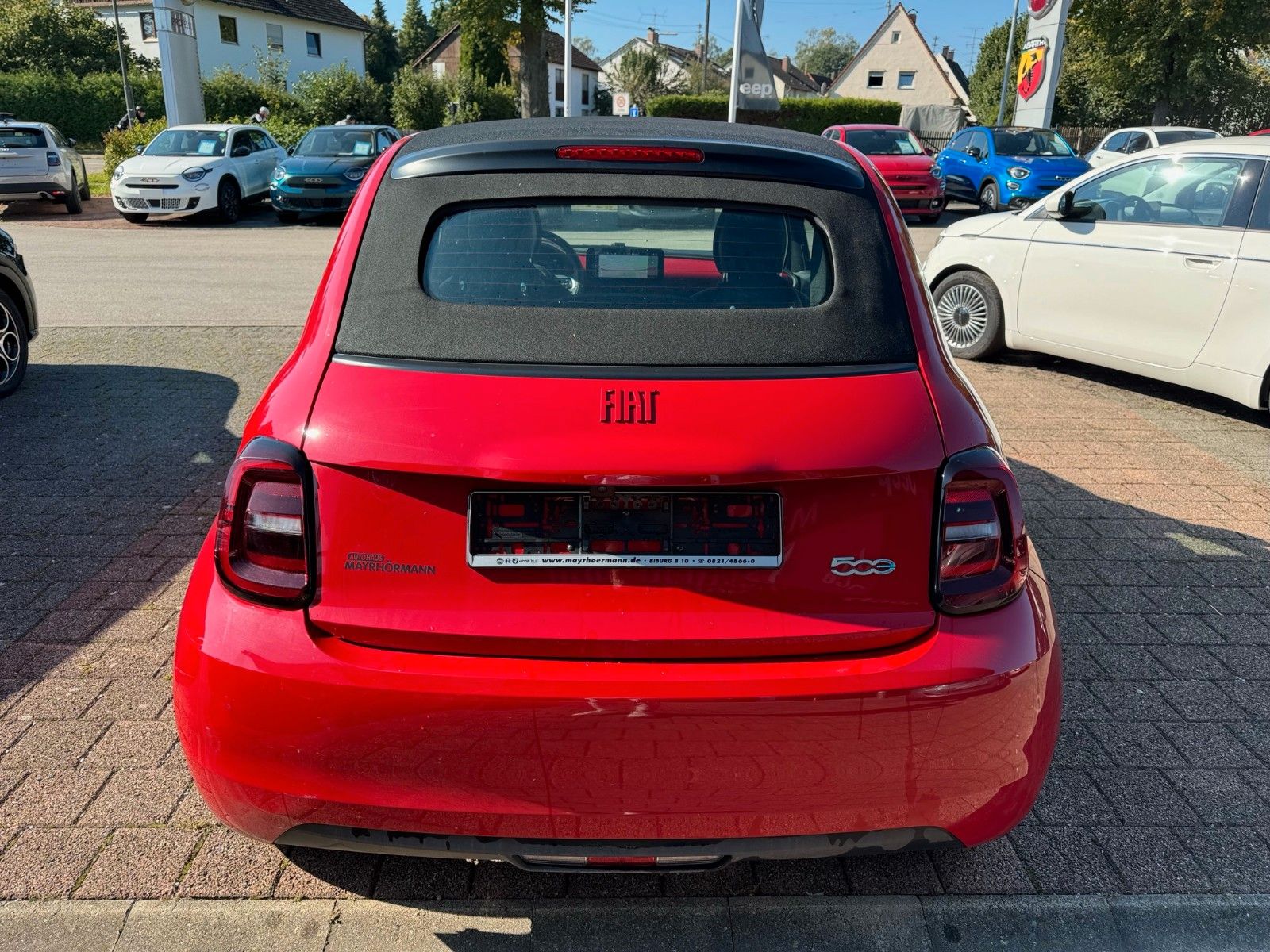 Fahrzeugabbildung Fiat Neuer 500 Cabrio (RED) 118PS KAMERA NAVI SITZHEI