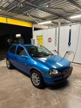 Opel Corsa B 2000Edition (Automatic) - Opel Corsa aus 2000: Edition