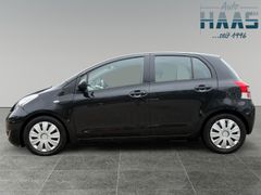 Fahrzeugabbildung Toyota Yaris Cool 1,3 Ltr. TÜV NEU Klima AHK