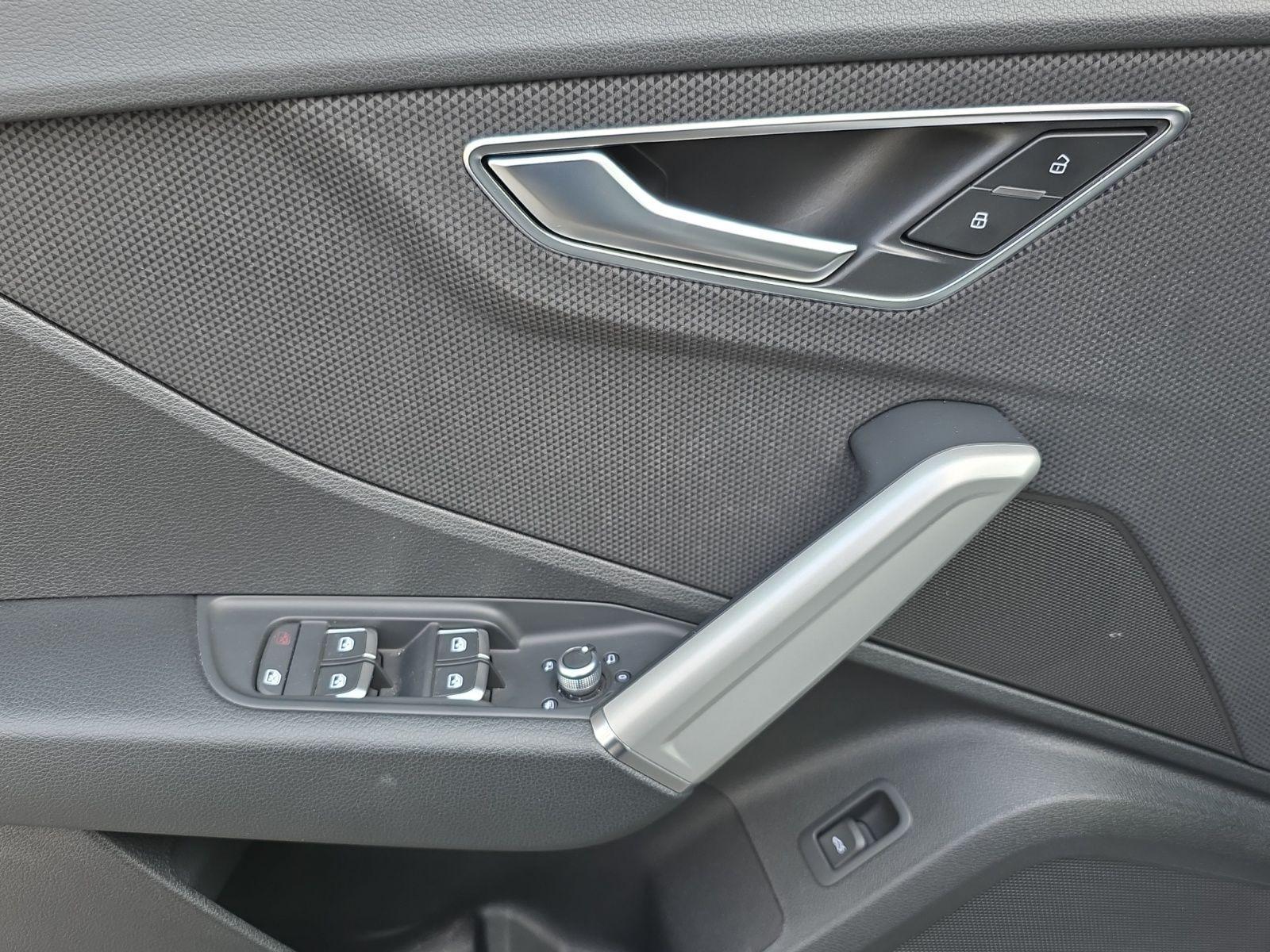 Audi Q2 40 TFSI Q ADVANCED LEDER KAMERA SPORTSITZE eK, миниатюра 8