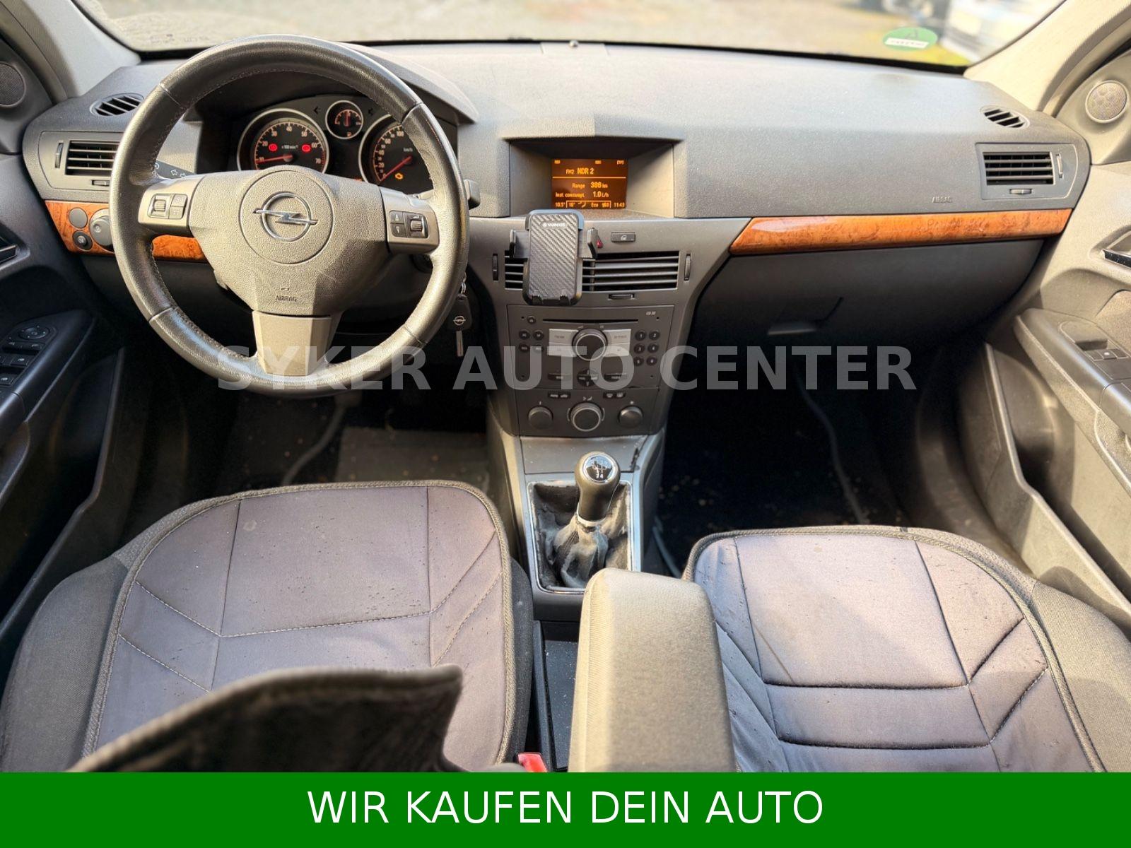 Opel Astra 2005 — photo 7