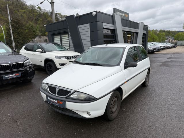 Lancia 840 Benzin Export! Kein TÜV!