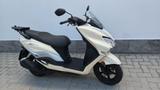 Suzuki Burgman 125 STREET - SUZUKI BURGMAN 125