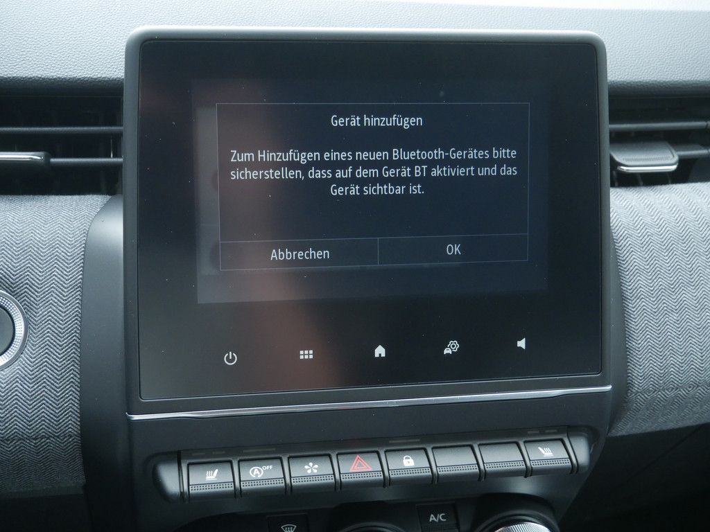 Fahrzeugabbildung Renault Clio Techno TCe 90