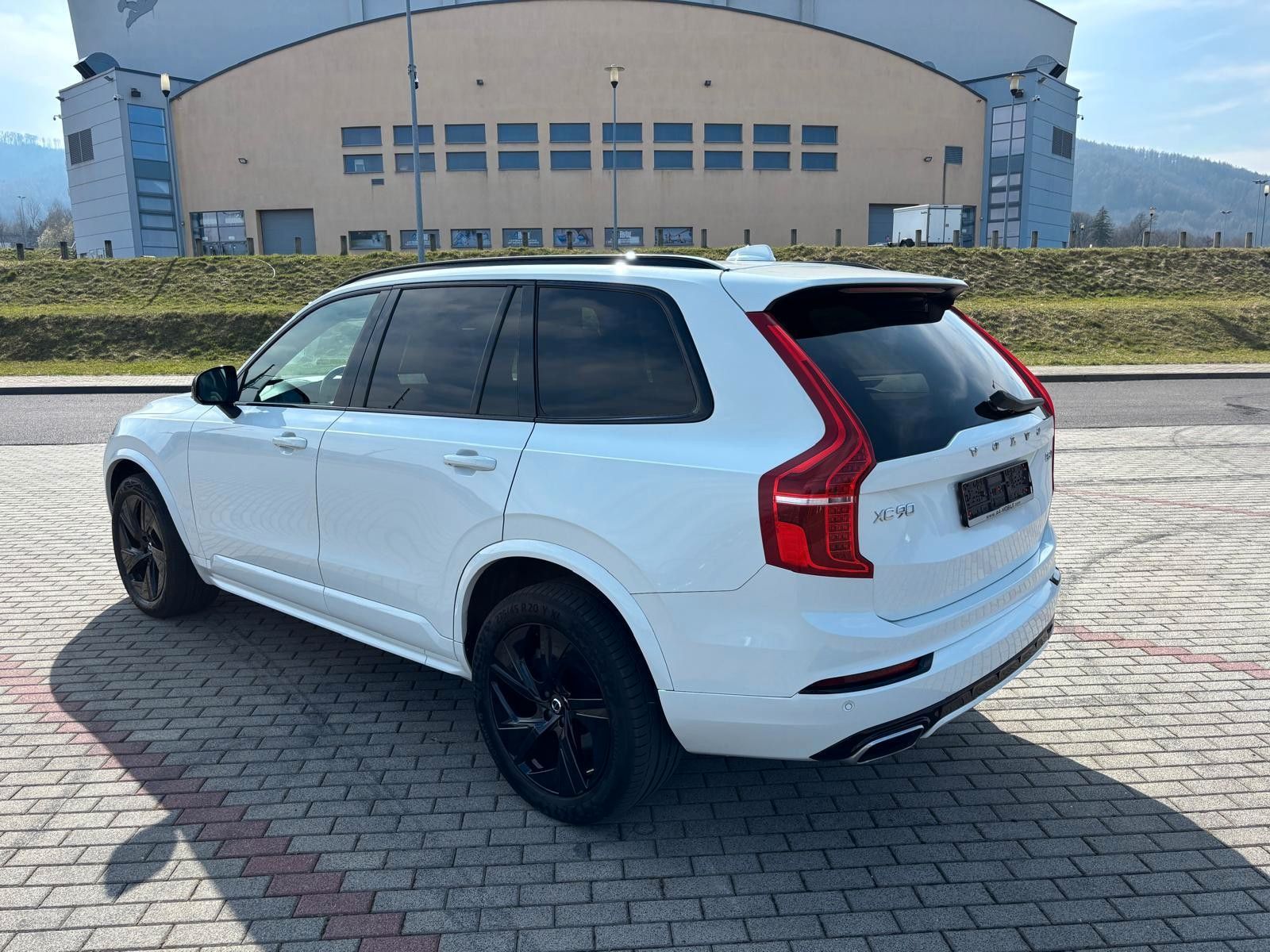 Volvo XC 90 R Design AWD Leder Navi LED Kamera foto 5
