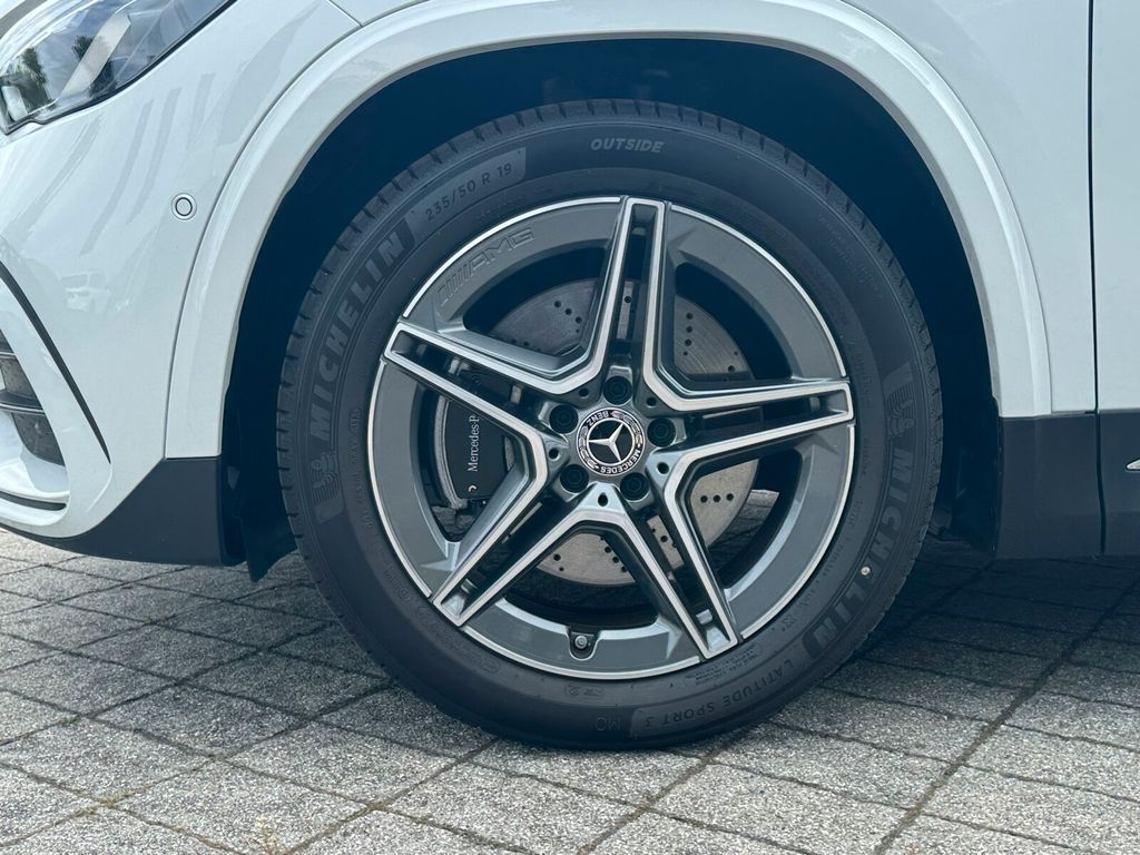 Mercedes-Benz GLA 220 d 4M AMG Premium Distro Burmester Leder