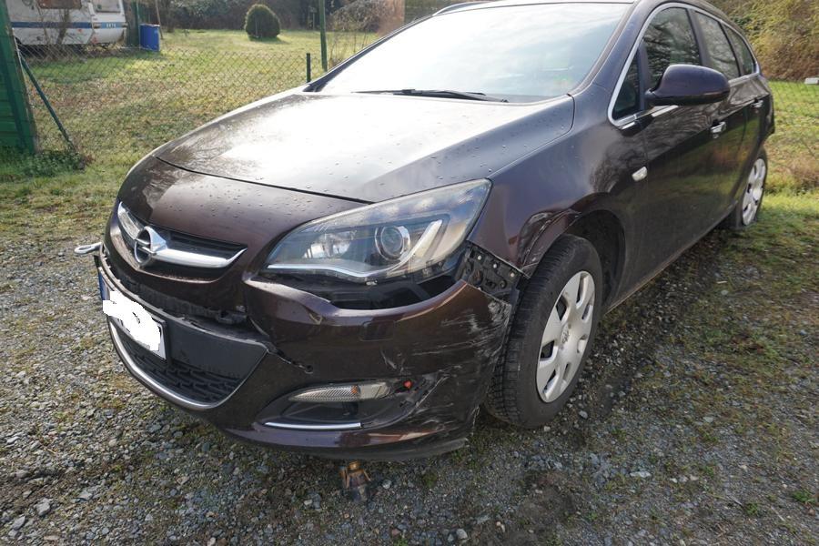 Opel Astra J Sports Tourer Innovation