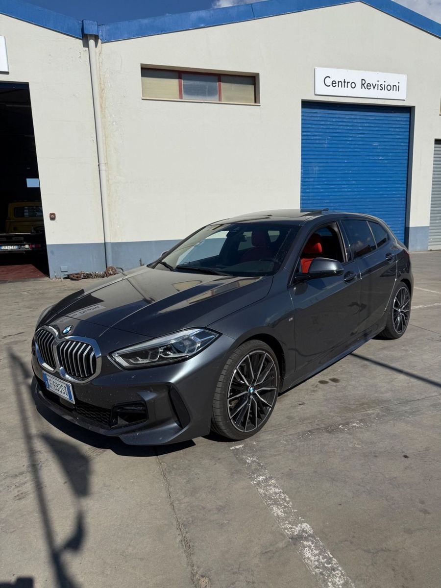 BMW Bmw 118d 5p. Msport imagem 3