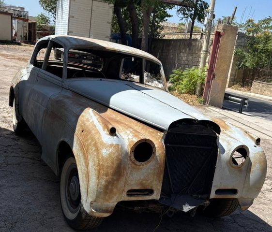 Bentley S1 De Luxe