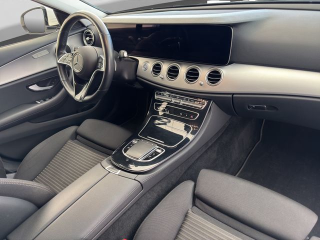 Fahrzeugabbildung Mercedes-Benz E 300 T de Mod. 2021 Avantgarde+Cam+ACC+Head-up