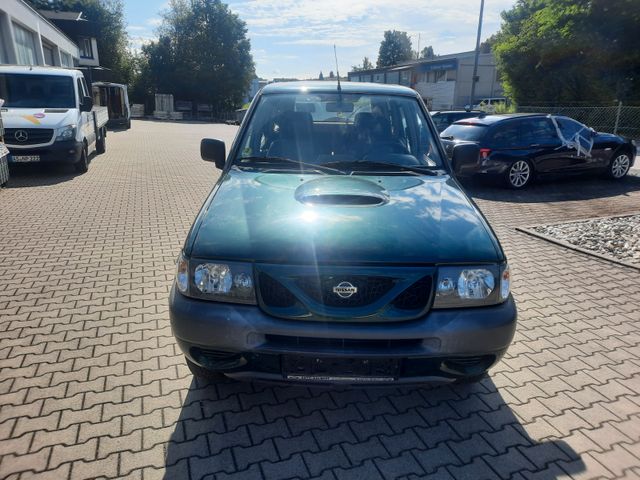 Nissan Terrano 2.7