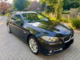 BMW 525d xDrive Touring A Luxury Line Luxury Line