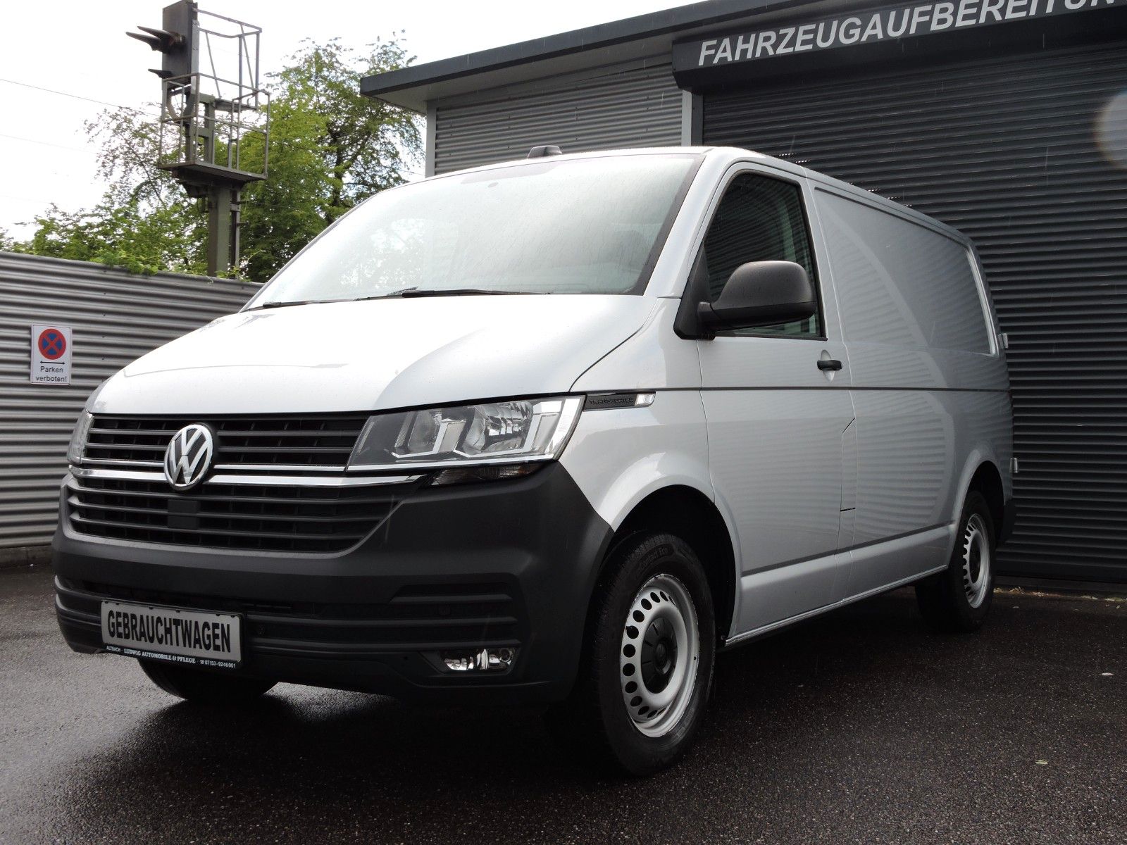 Volkswagen T6 Transporter - 1