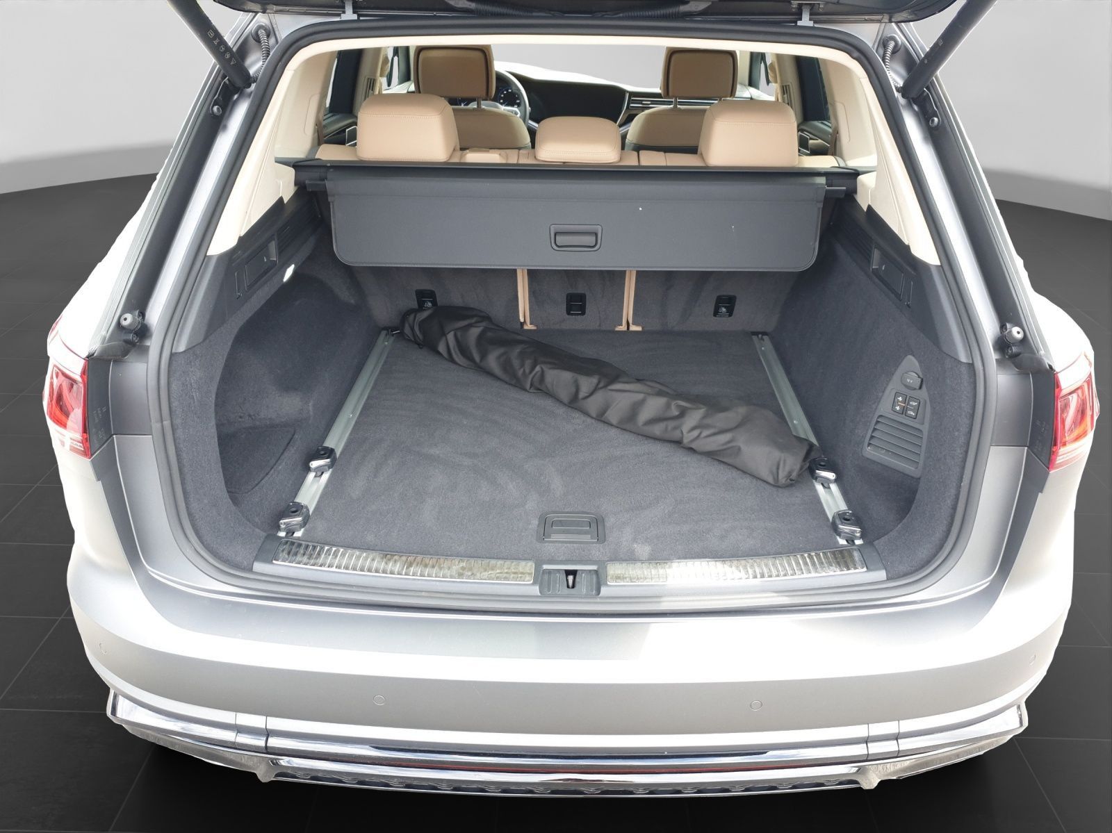 Volkswagen Touareg - Bild 17