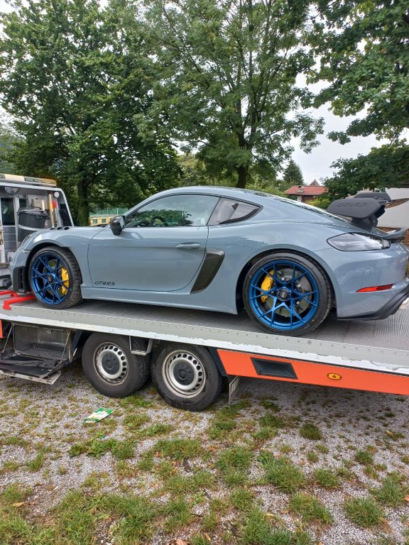 Porsche Cayman GT4 RS Cayman GT4 RS