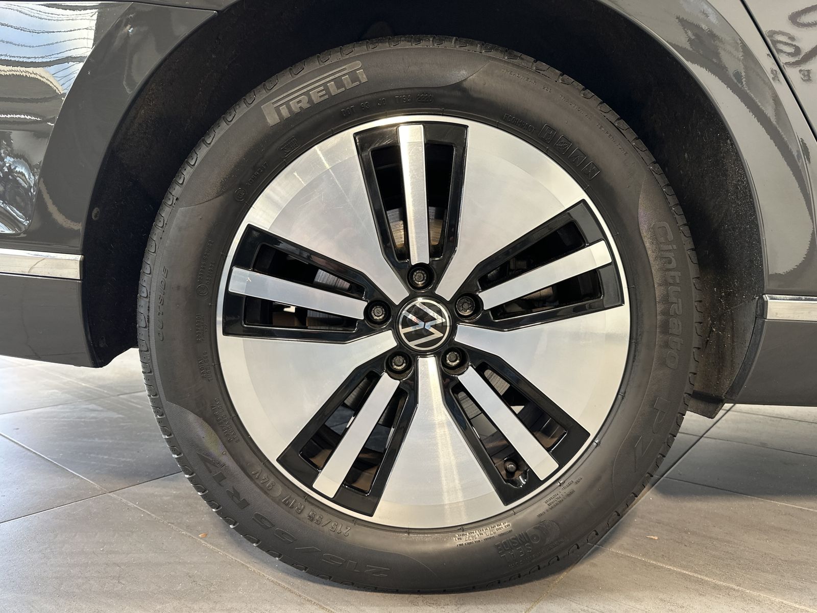 Fahrzeugabbildung Volkswagen Passat GTE 1.4 TSI DSG Hybrid NAV+LED+KAMERA+PP
