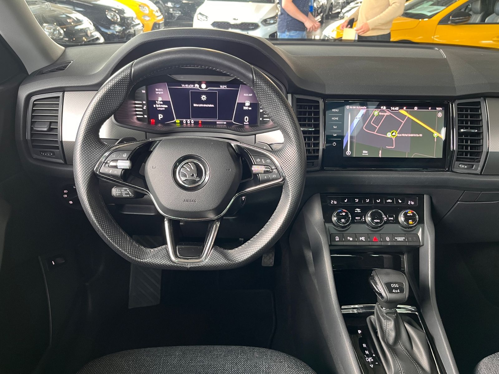 Fahrzeugabbildung SKODA Kodiaq Clever 4x4 PANO 360° LED NAVI
