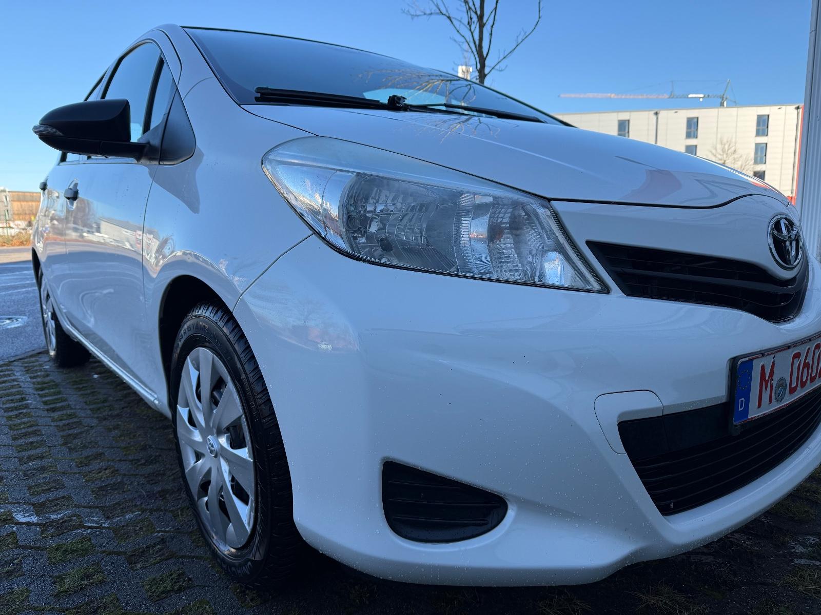 Toyota Yaris 1,0L. Klima. Euro 5