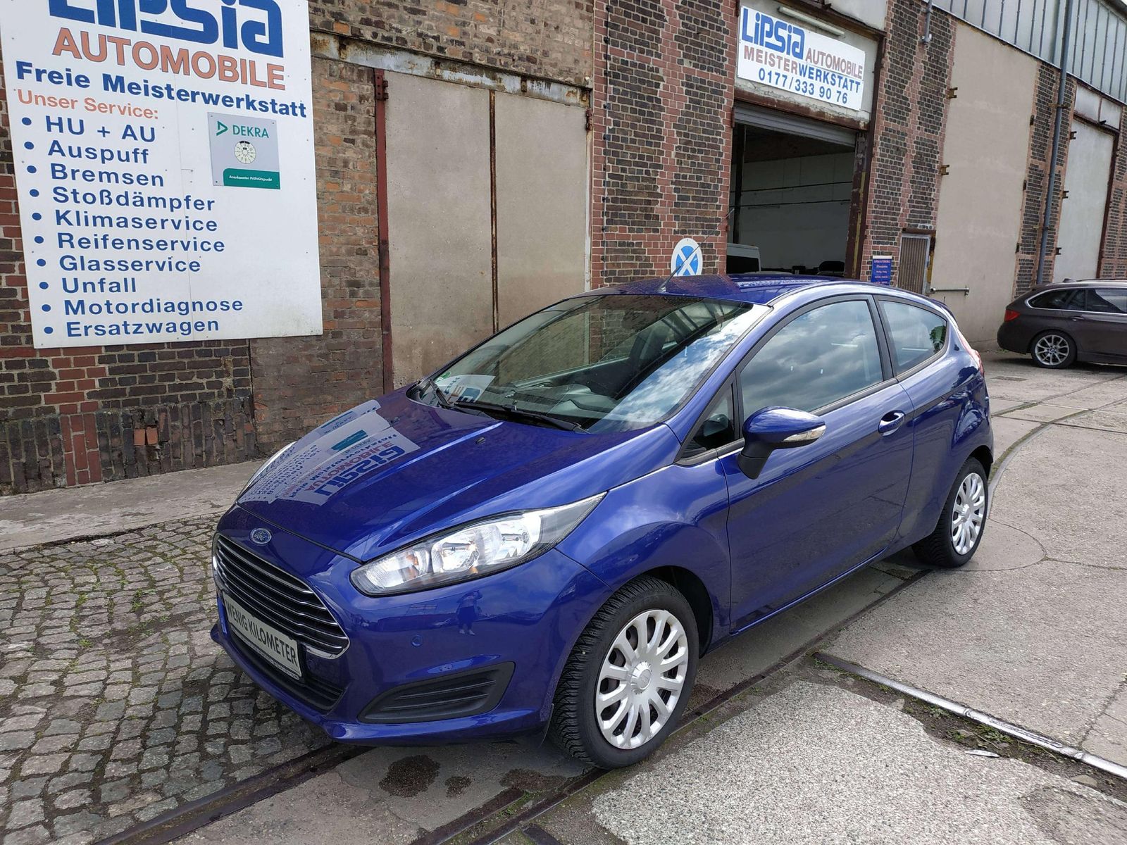 Fiesta 1.0/ TÜV NEU/ wenig KM/ Allwetterreifen/
