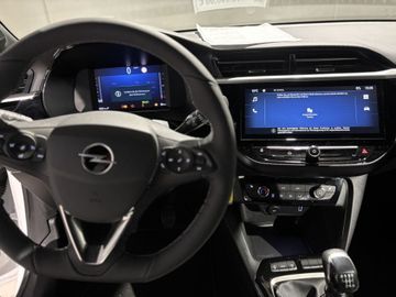 Fotografie 16 des Opel Corsa 1.2 Direct Injection Turbo GS