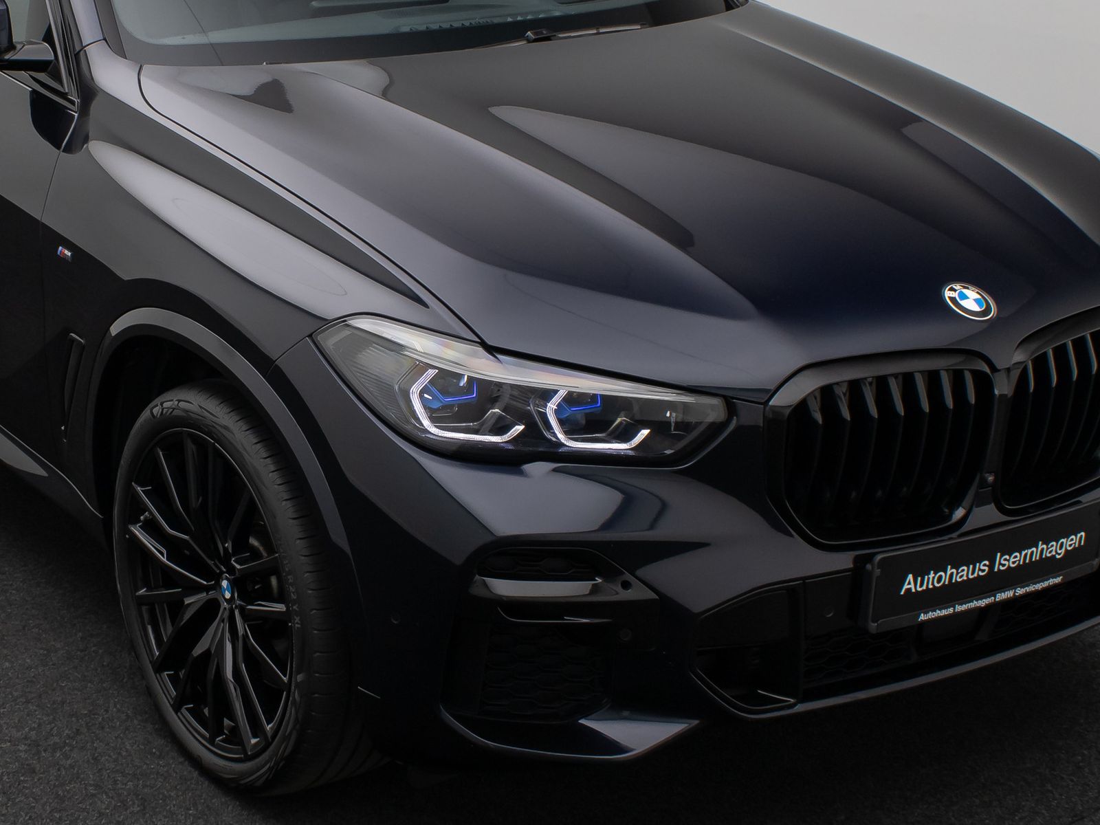 Fahrzeugabbildung BMW X5 xD40d M Sport 360° Laser Panorama H/K ACC 22"