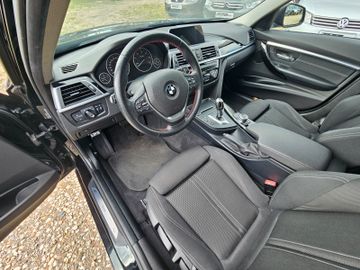 BMW 320 - 12