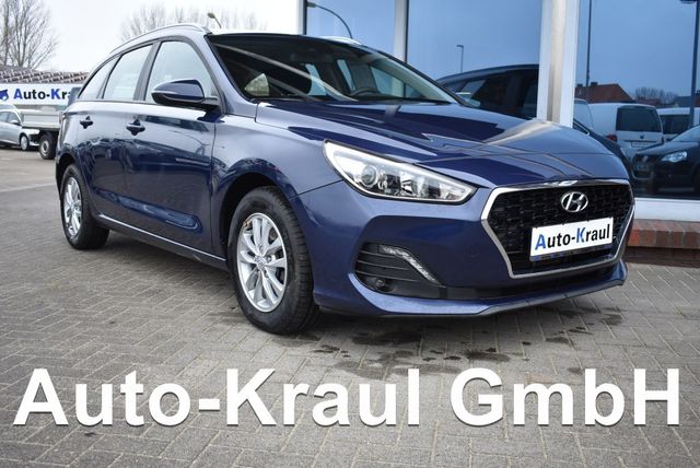 Hyundai i30 Kombi 1.6 CRDI Select Klima Alu AHK Navi Spu